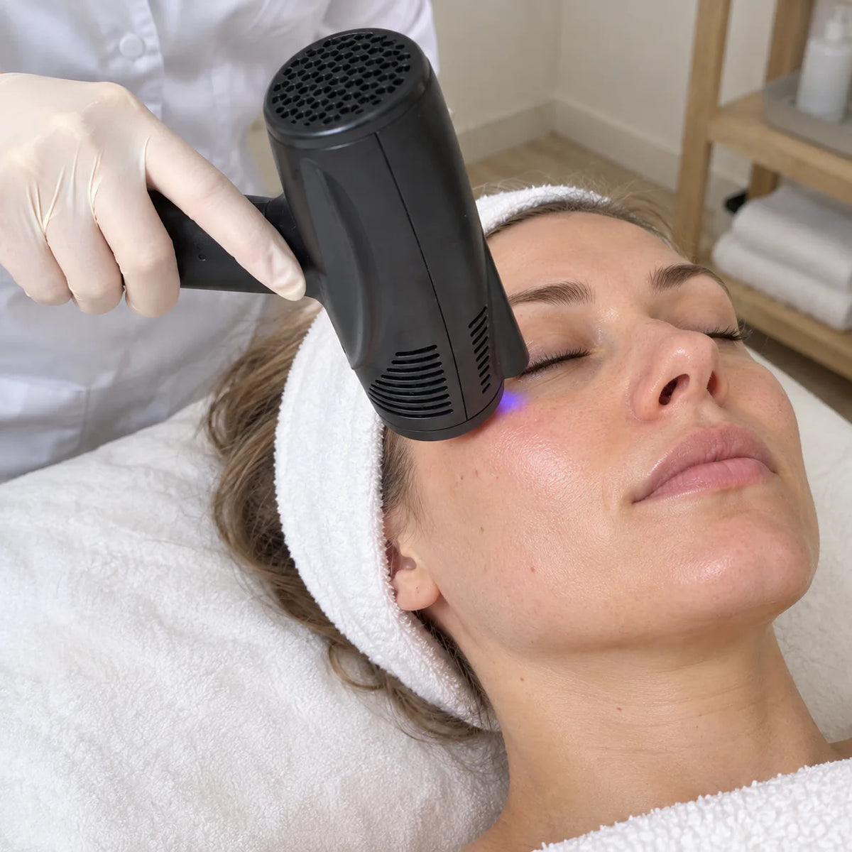 Fractelys 3-in-1-RF-Microneedling-System