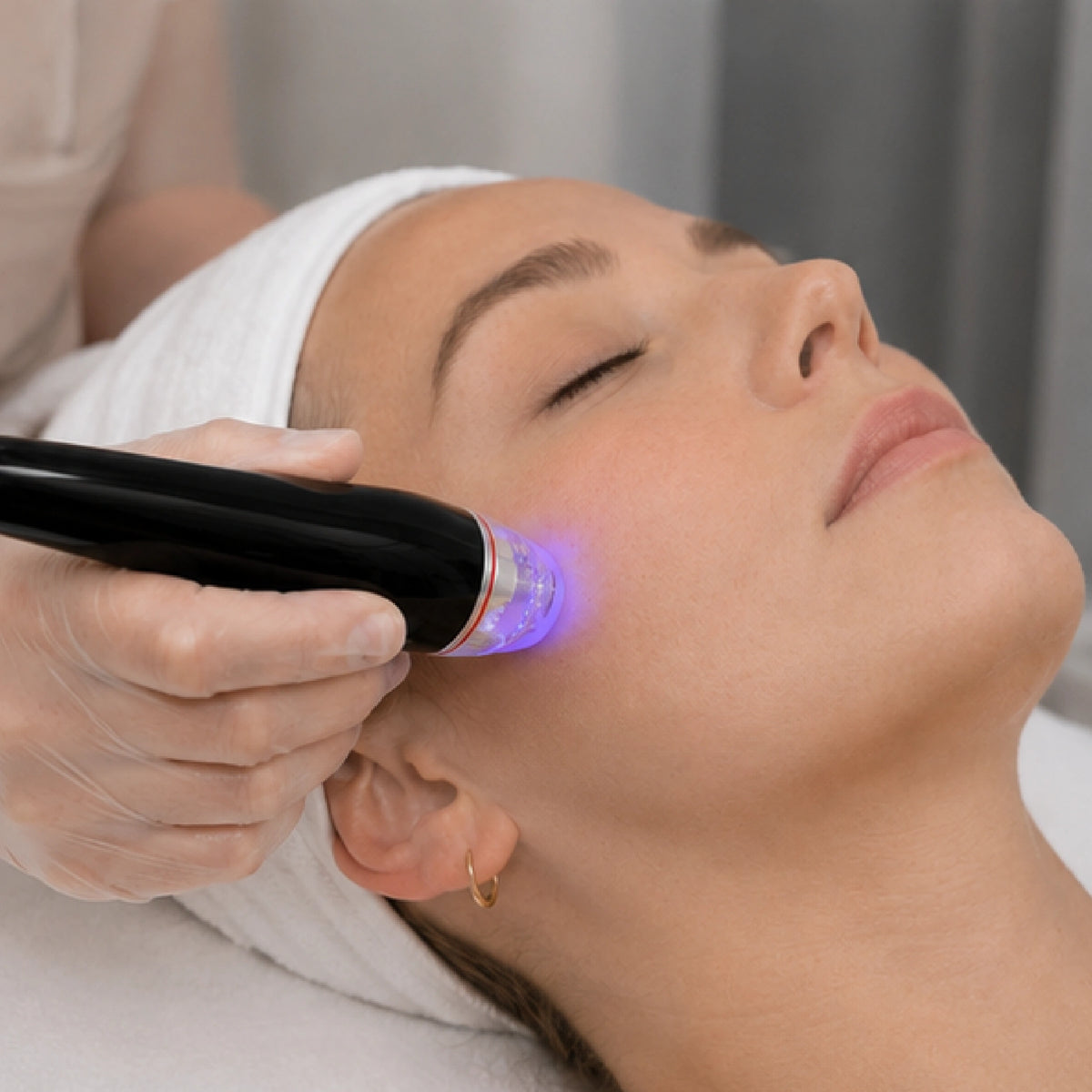 Clarynexa Dual-Glow Hydro Facial Infusion System