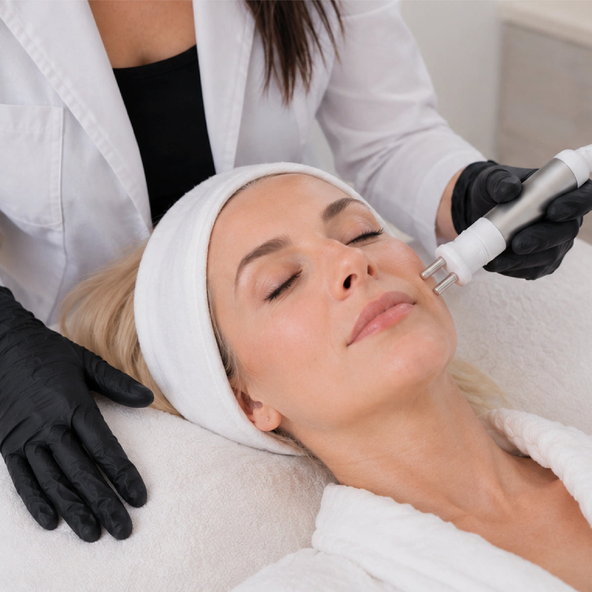 Nerelis 9-in-1 Hydro Facial System - detail 3