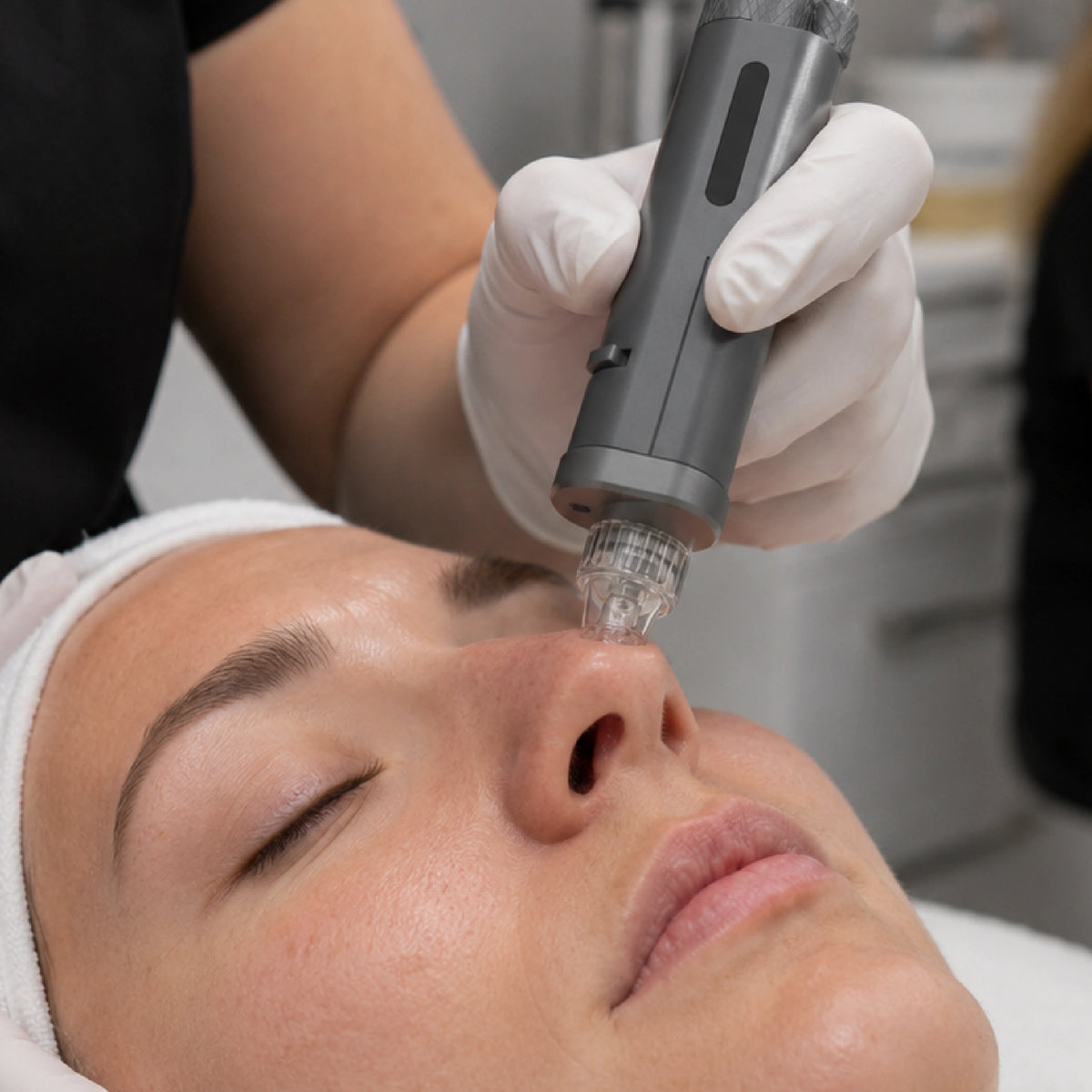 Soins professionnels du visage multitechnologies