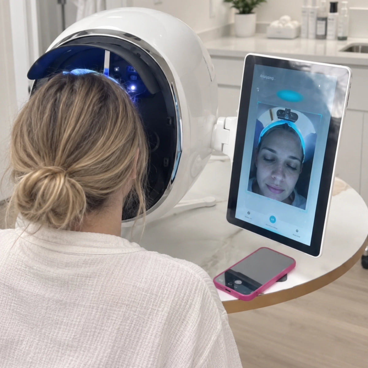 Vistelys 8-Spectrum AI Skin Imaging System - main 5